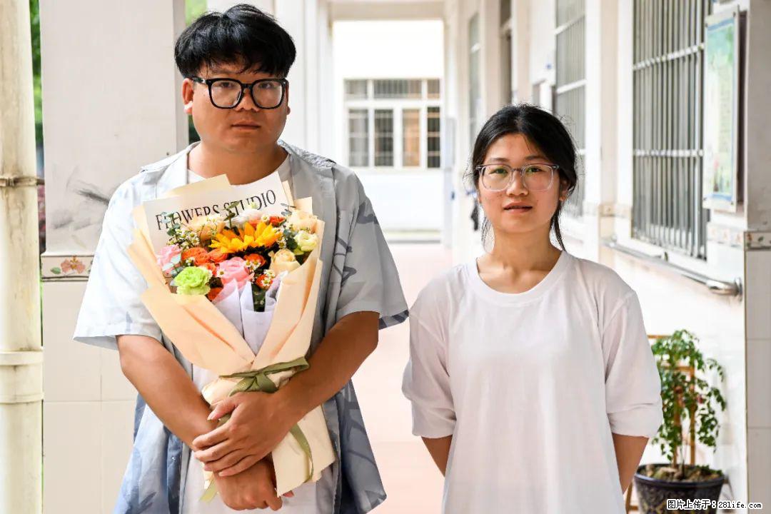 全网追的“扁担女孩”，找了一份暑假工，时薪12元 - 渭南生活资讯 - 渭南28生活网 wn.28life.net